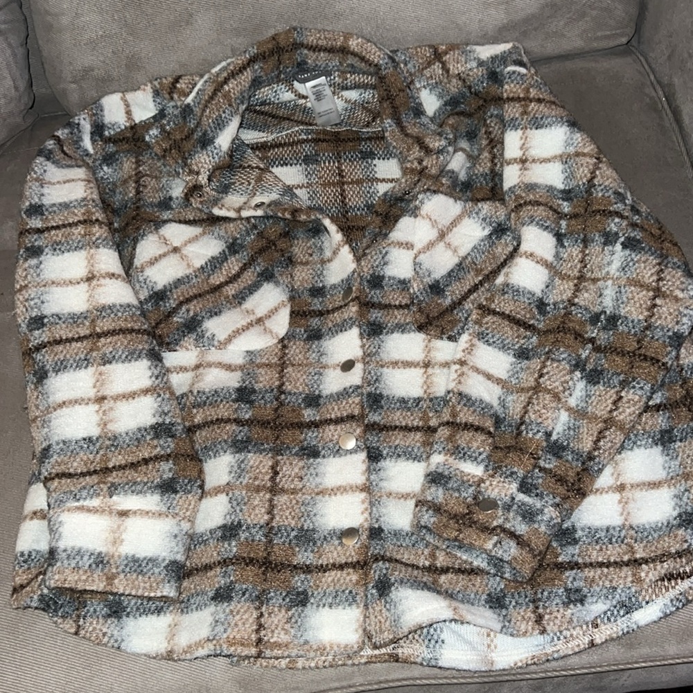 Coat - Picture 2 of 4